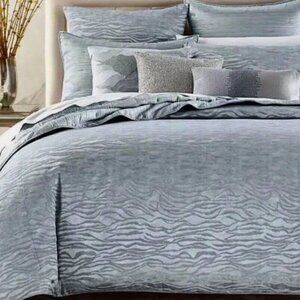 Hotel Collection King Duvet Cover – Stone Brick Pattern – Used, Excellent Condit